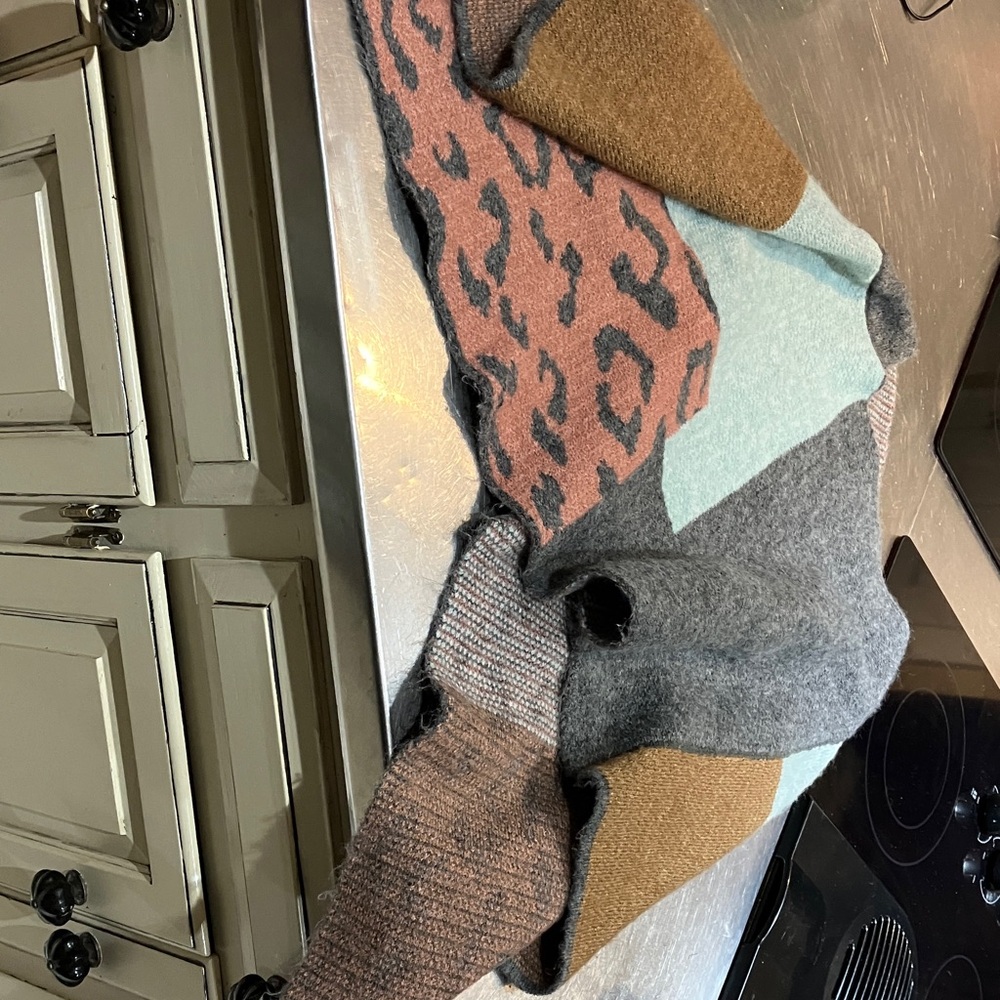 Multicolor block Animal Print cape